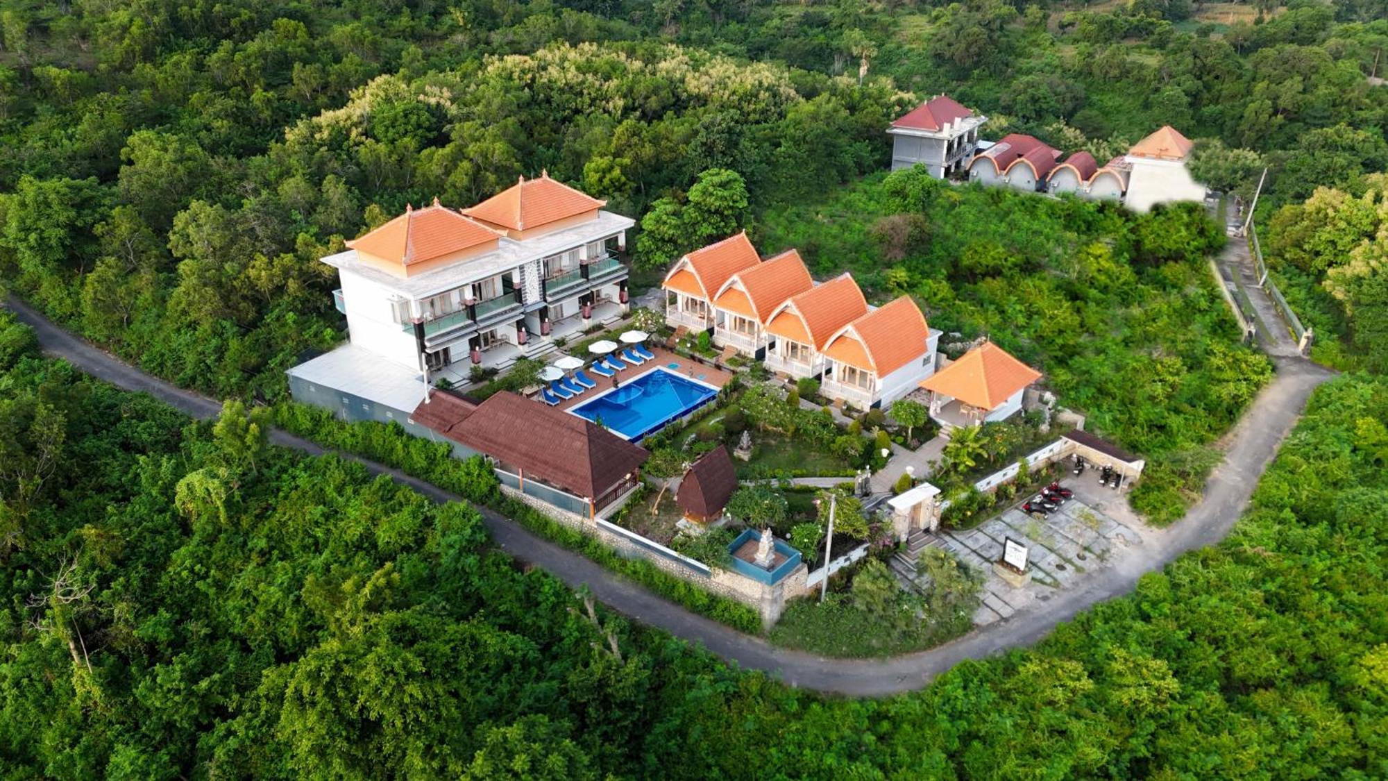 D'Arya Sea View Hotell Batununggul Exteriör bild